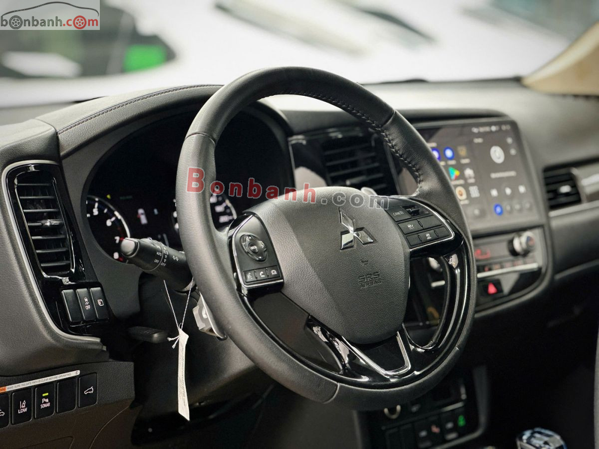 Bán ô tô Mitsubishi Outlander 2.0 CVT Premium - 2020 - xe cũ