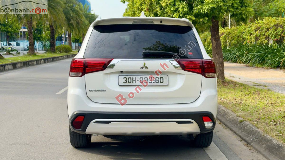 Bán ô tô Mitsubishi Outlander 2.0 CVT - 2021 - xe cũ