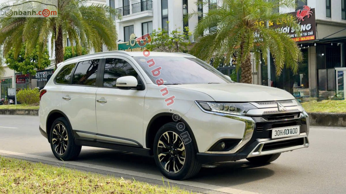 Bán ô tô Mitsubishi Outlander 2.0 CVT - 2021 - xe cũ