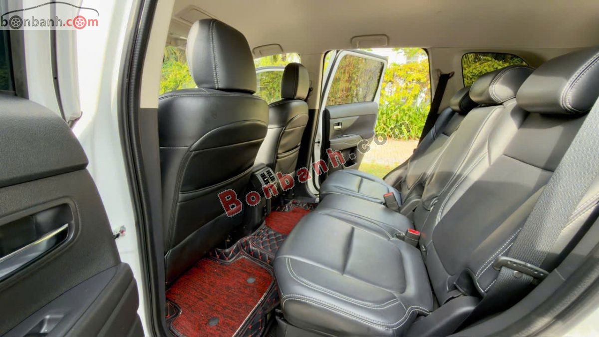 Bán ô tô Mitsubishi Outlander 2.0 CVT - 2021 - xe cũ