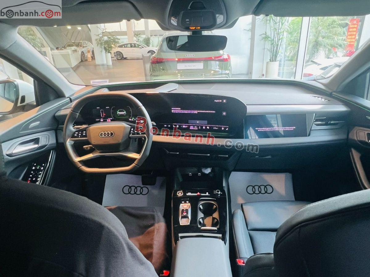 Bán ô tô Audi Q6 E-tron - 2026 - xe mới