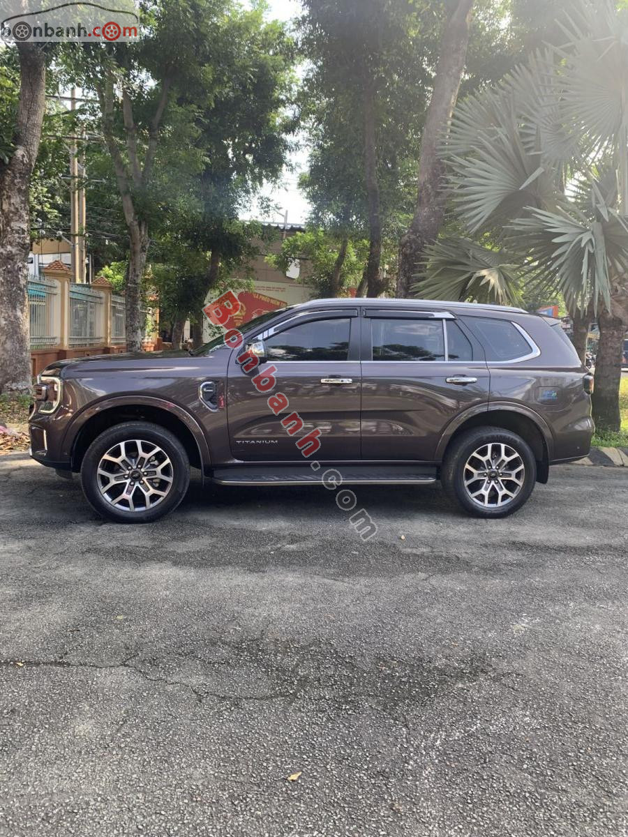 Bán ô tô Ford Everest Titanium Plus 2.0L 4x4 AT - 2023 - xe cũ