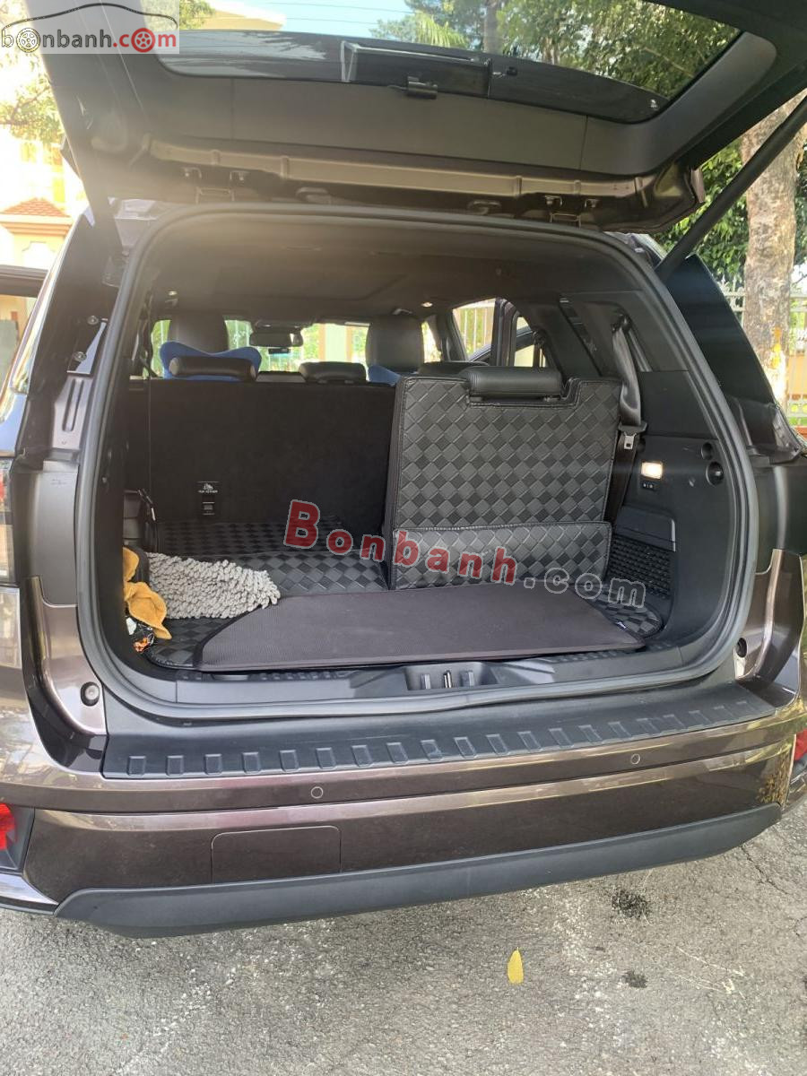 Bán ô tô Ford Everest Titanium Plus 2.0L 4x4 AT - 2023 - xe cũ
