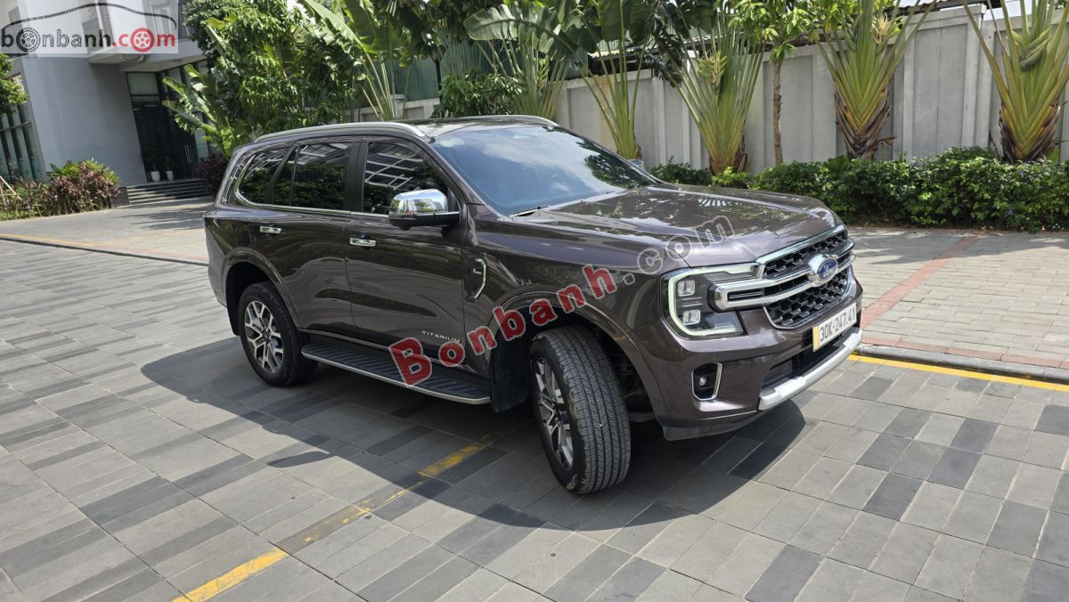 Bán ô tô Ford Everest Titanium Plus 2.0L 4x4 AT - 2022 - xe cũ