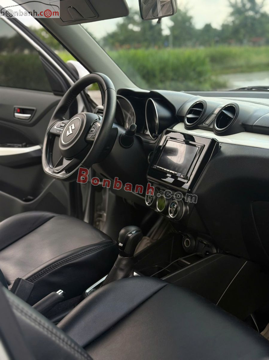 Bán ô tô Suzuki Swift GLX 1.2 AT - 2019 - xe cũ