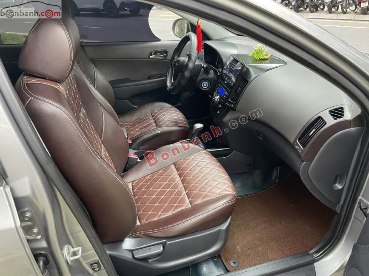 Bán ô tô Hyundai i30 CW 1.6 AT - 2011 - xe cũ