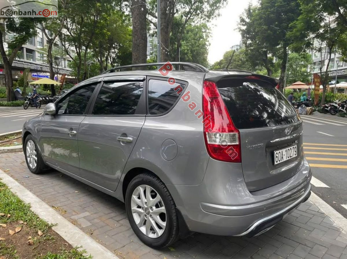 Bán ô tô Hyundai i30 CW 1.6 AT - 2011 - xe cũ