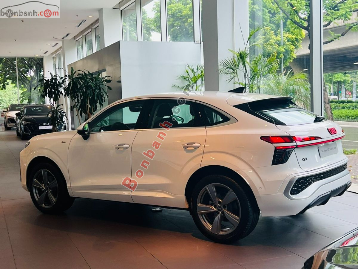 Bán ô tô Audi Q3 1.5 TFSI Sportback Sline - 2026 - xe mới