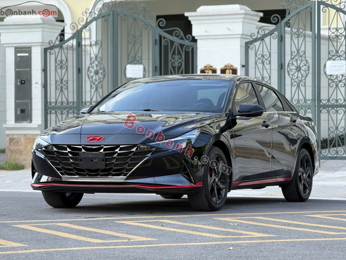 Bán ô tô Hyundai Elantra 2.0 AT Cao cấp - 2022 - xe cũ