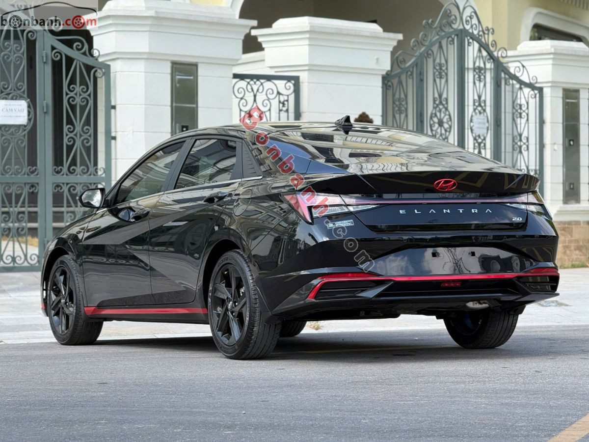 Bán ô tô Hyundai Elantra 2.0 AT Cao cấp - 2022 - xe cũ