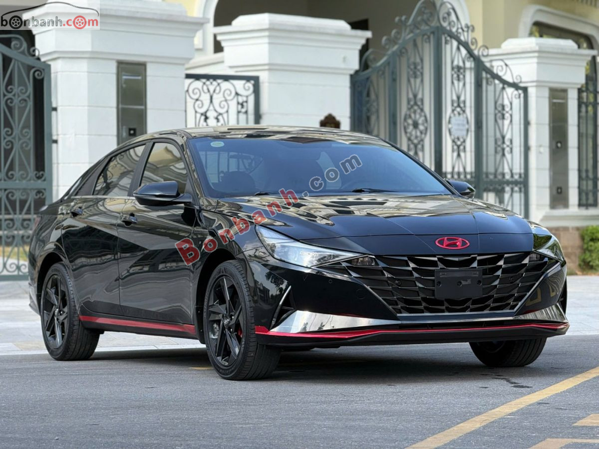 Bán ô tô Hyundai Elantra 2.0 AT Cao cấp - 2022 - xe cũ