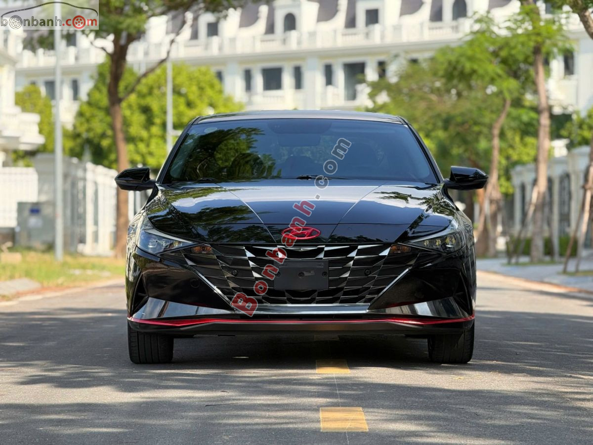 Bán ô tô Hyundai Elantra 2.0 AT Cao cấp - 2022 - xe cũ