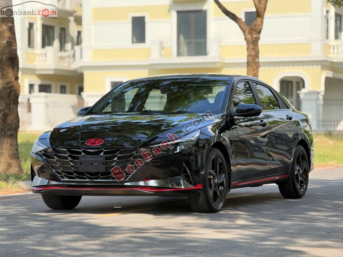Bán ô tô Hyundai Elantra 2.0 AT Cao cấp - 2022 - xe cũ