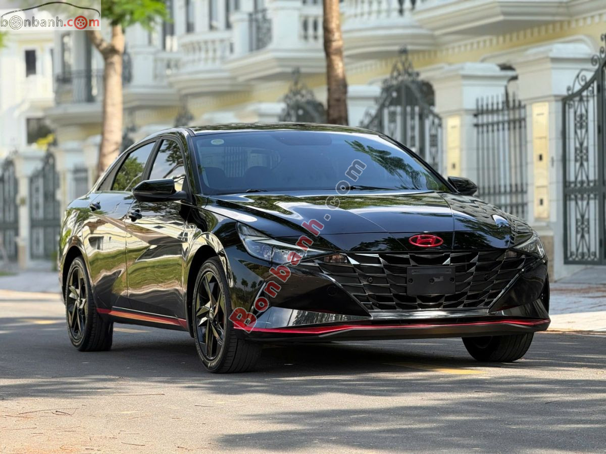 Bán ô tô Hyundai Elantra 2.0 AT Cao cấp - 2022 - xe cũ