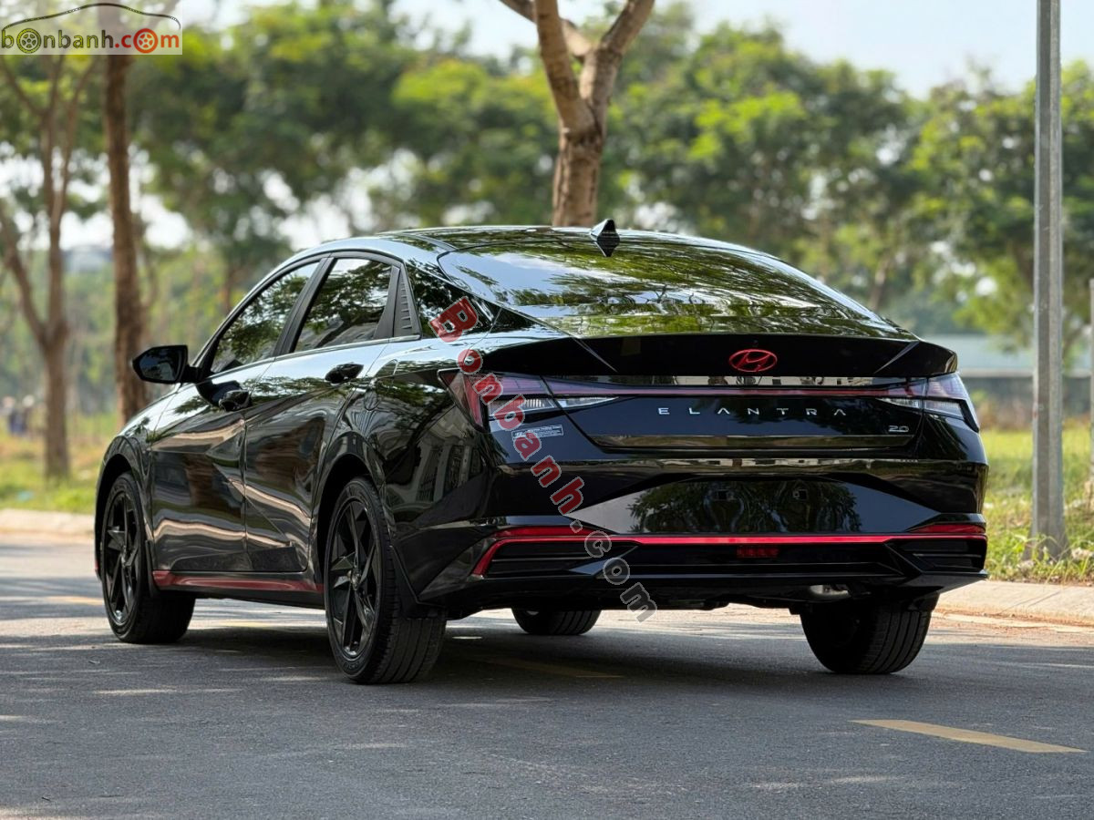 Bán ô tô Hyundai Elantra 2.0 AT Cao cấp - 2022 - xe cũ