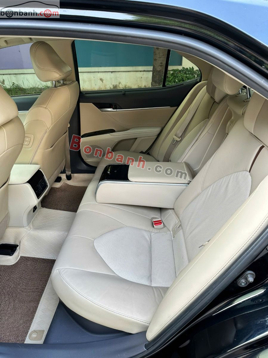 Bán ô tô Toyota Camry 2.5HV - 2023 - xe cũ