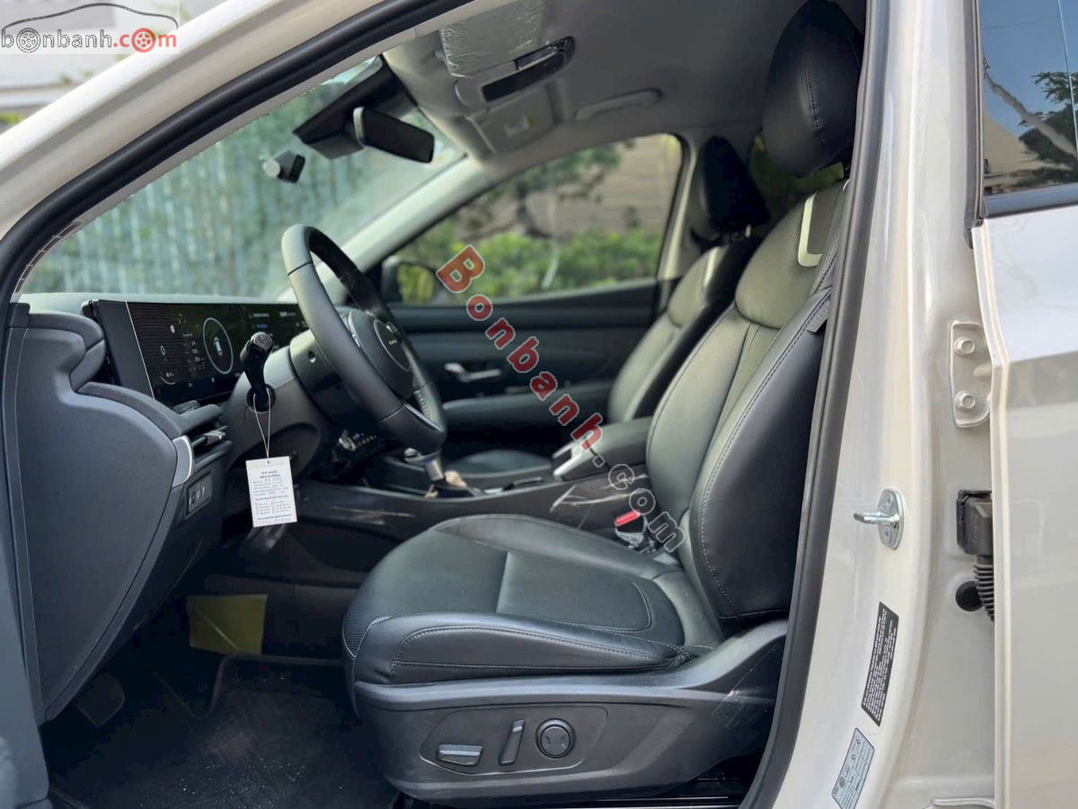 Bán ô tô Hyundai Tucson 2.0 AT Đặc biệt - 2025 - xe cũ