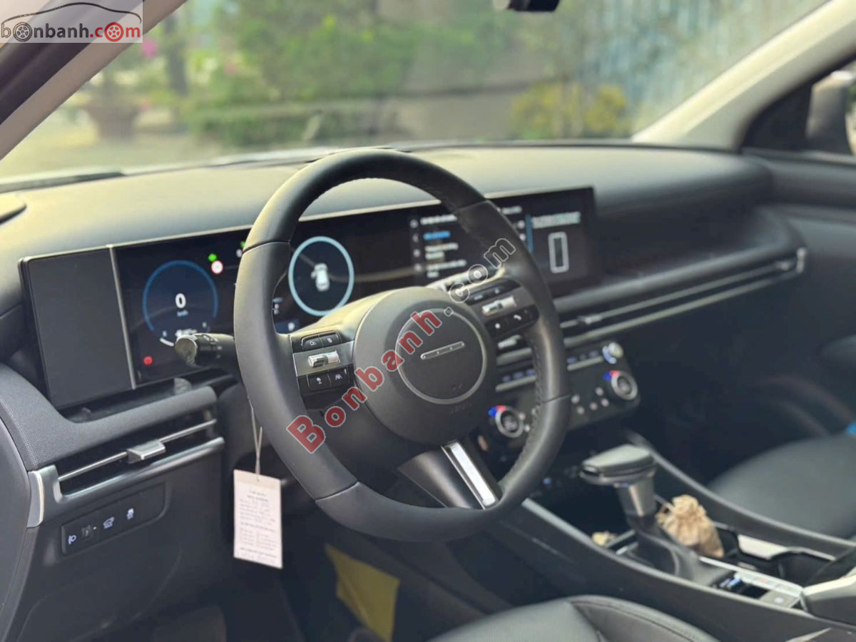 Bán ô tô Hyundai Tucson 2.0 AT Đặc biệt - 2025 - xe cũ