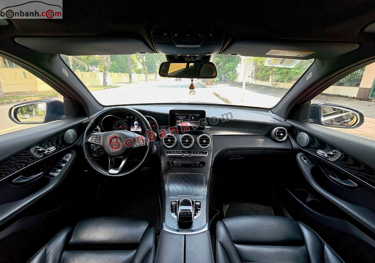Bán ô tô Mercedes Benz GLC 300 4Matic - 2019 - xe cũ