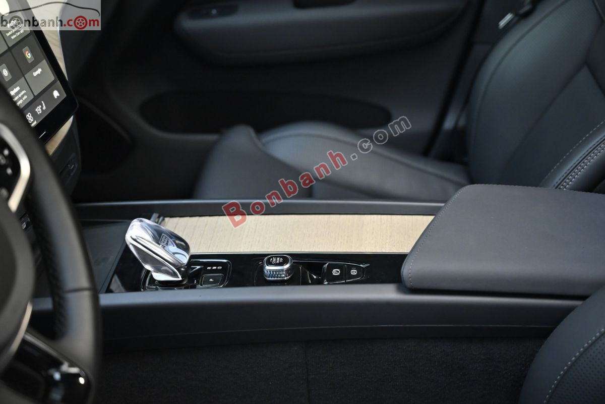 Bán ô tô Volvo XC60 Ultra B5 AWD - 2025 - xe cũ