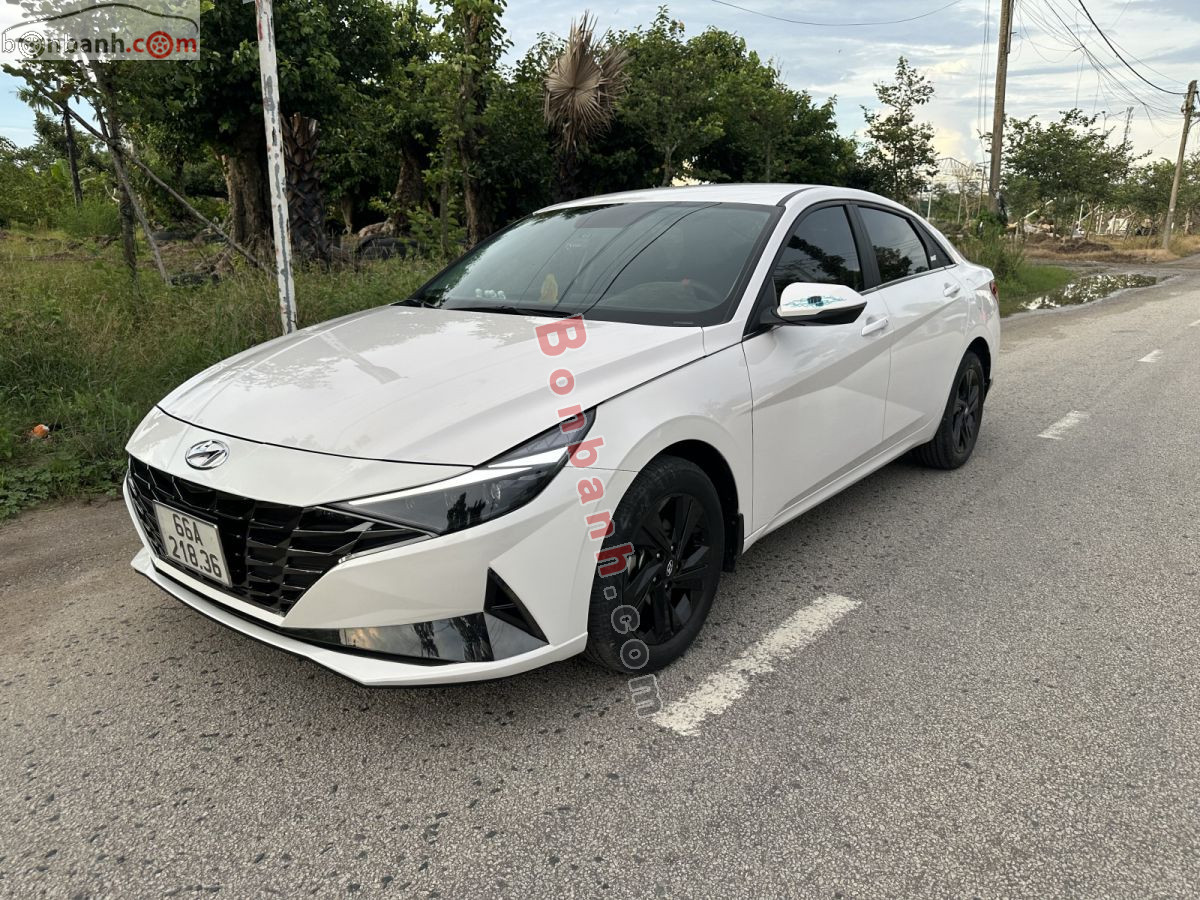 Bán ô tô Hyundai Elantra 1.6 AT Tiêu chuẩn - 2023 - xe cũ