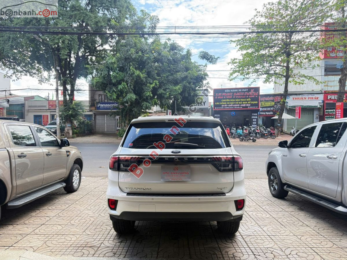 Bán ô tô Ford Everest Titanium Plus 2.0L 4x4 AT - 2024 - xe cũ