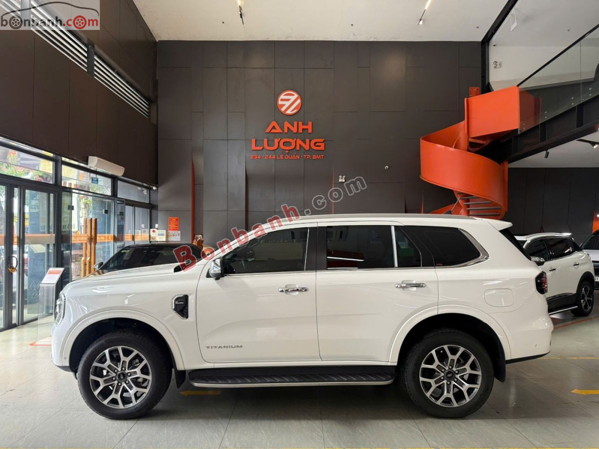 Bán ô tô Ford Everest Titanium Plus 2.0L 4x4 AT - 2024 - xe cũ