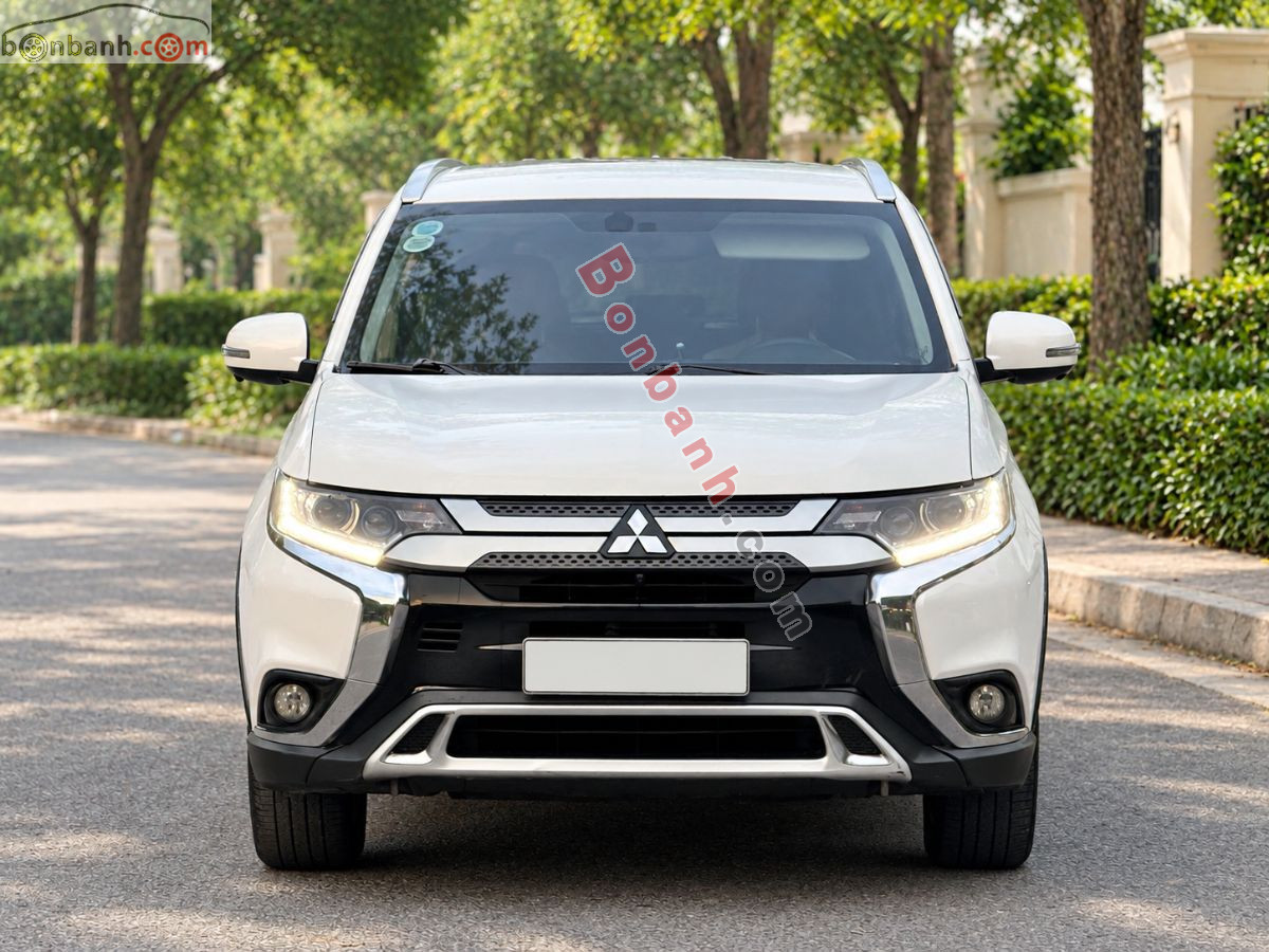 Bán ô tô Mitsubishi Outlander 2.0 CVT - 2020 - xe cũ
