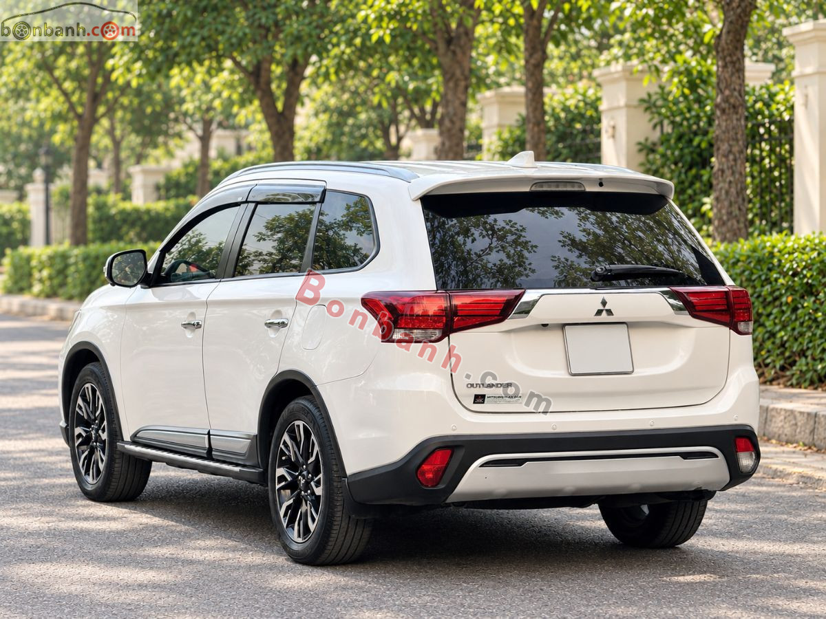 Bán ô tô Mitsubishi Outlander 2.0 CVT - 2020 - xe cũ