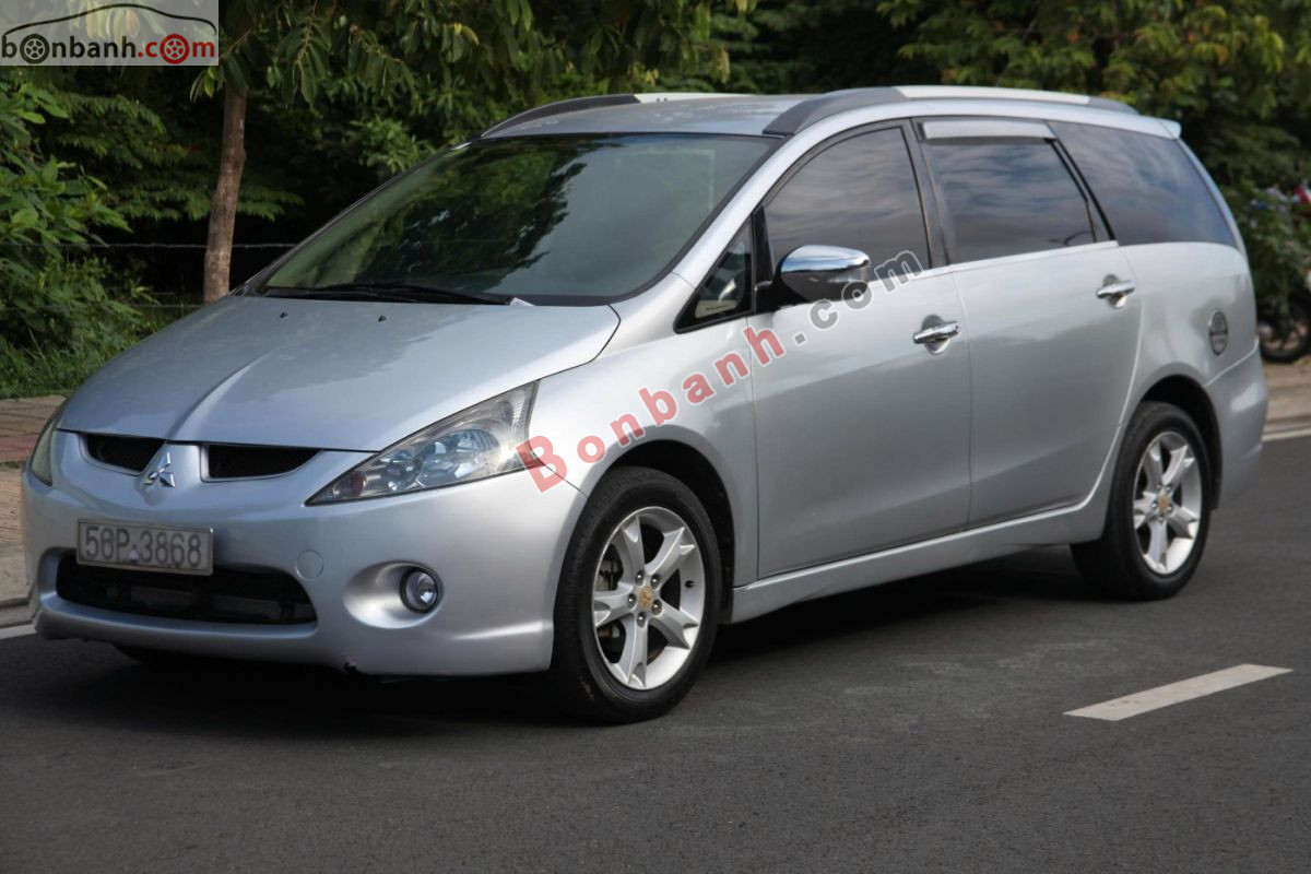 Bán ô tô Mitsubishi Grandis 2.4 AT - 2009 - xe cũ