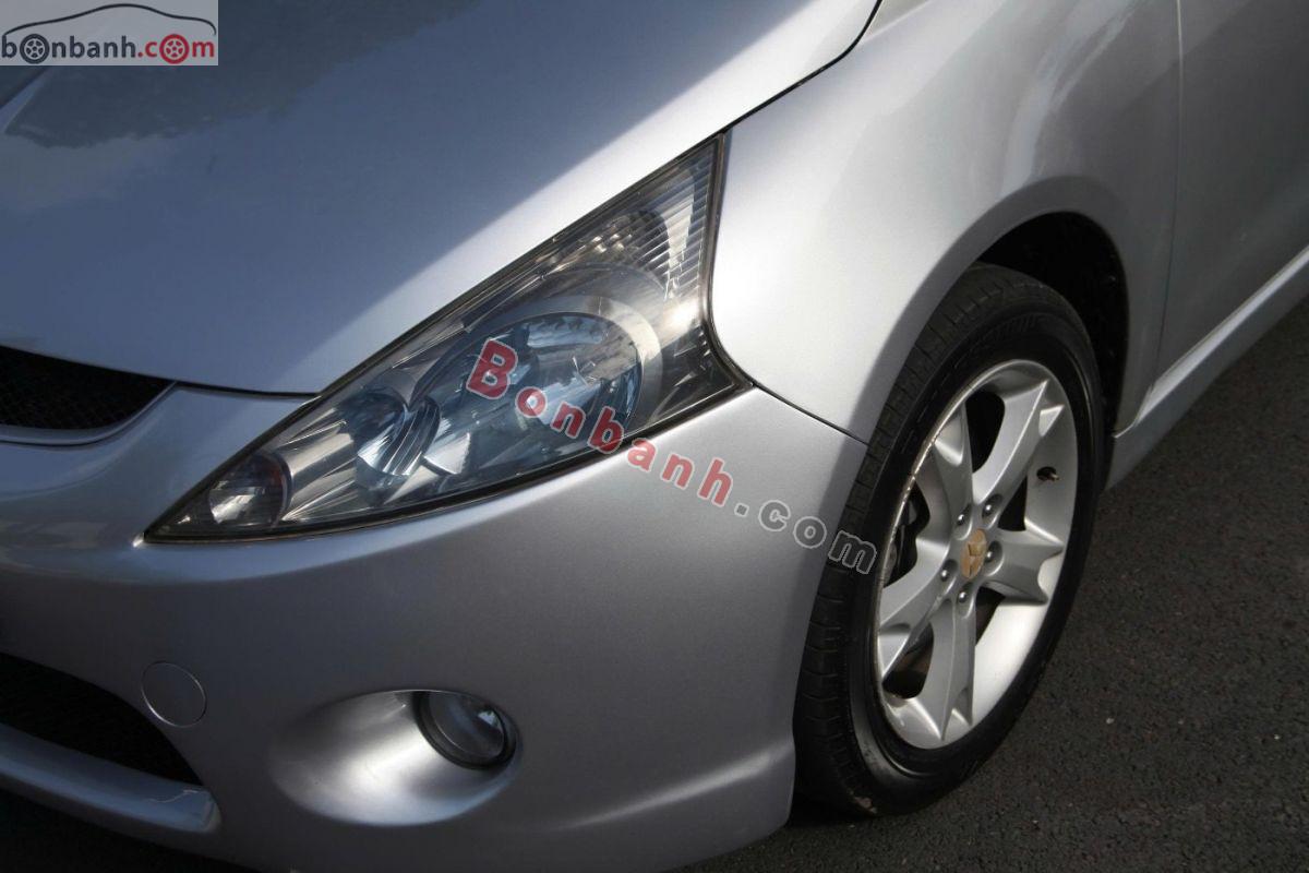 Bán ô tô Mitsubishi Grandis 2.4 AT - 2009 - xe cũ