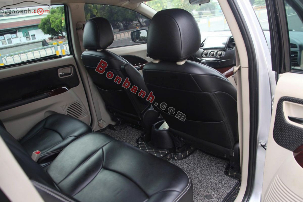 Bán ô tô Mitsubishi Grandis 2.4 AT - 2009 - xe cũ