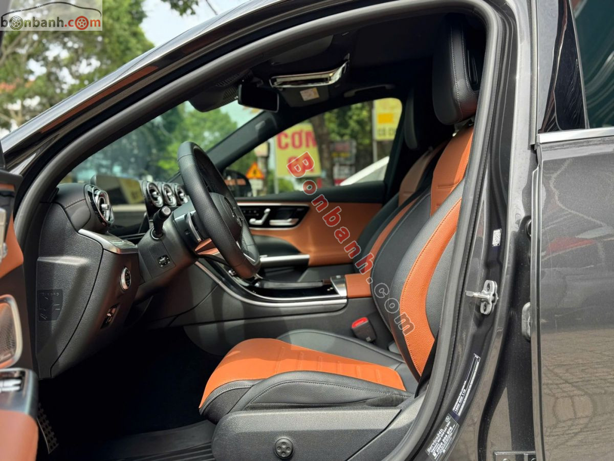 Bán ô tô Mercedes Benz C class C300 AMG - 2023 - xe cũ