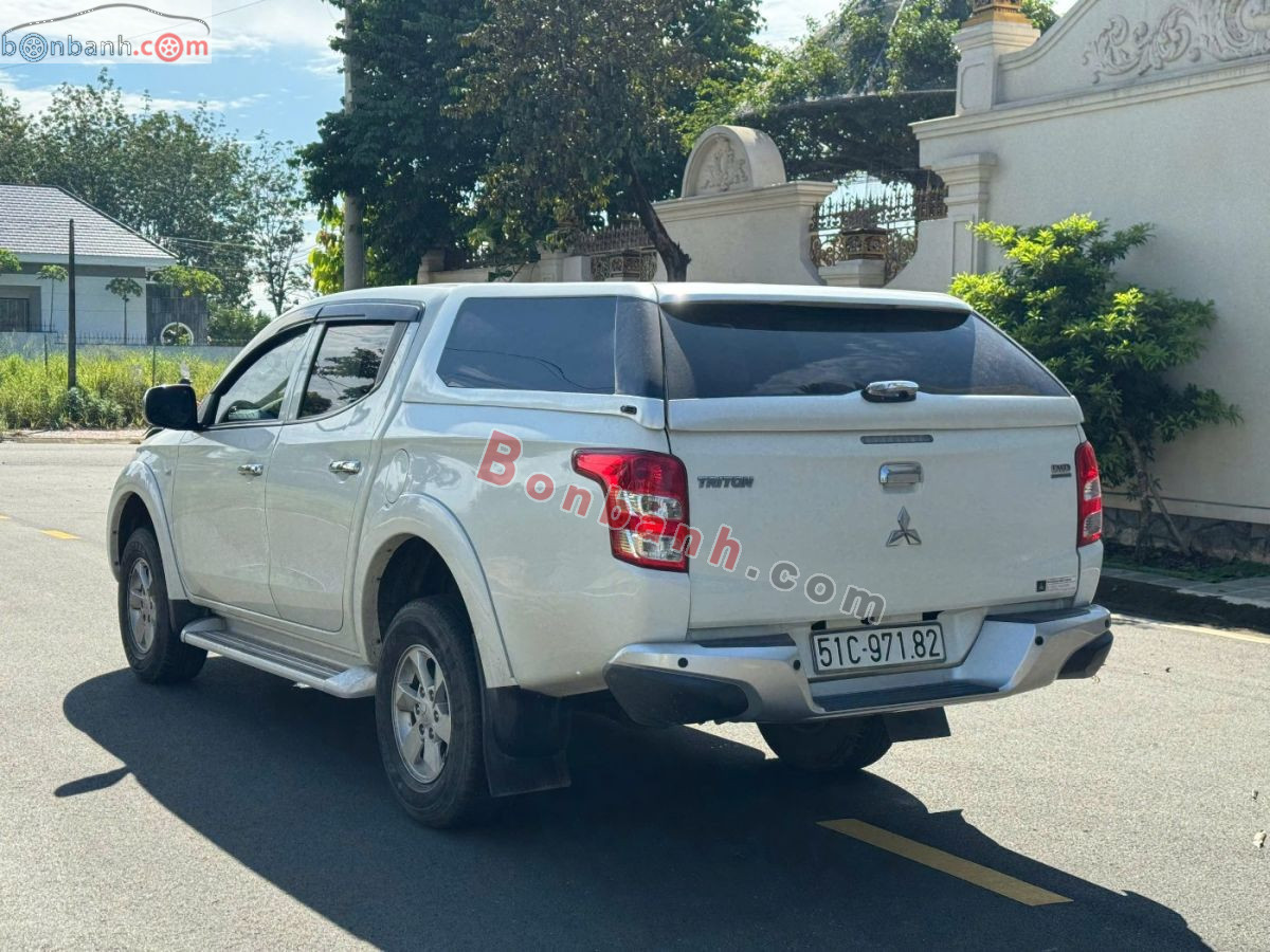 Bán ô tô Mitsubishi Triton 4x2 AT - 2017 - xe cũ