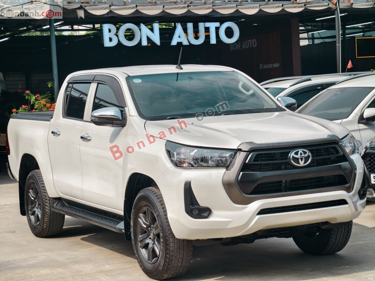 Bán ô tô Toyota Hilux 2.4L 4x2 AT - 2021 - xe cũ
