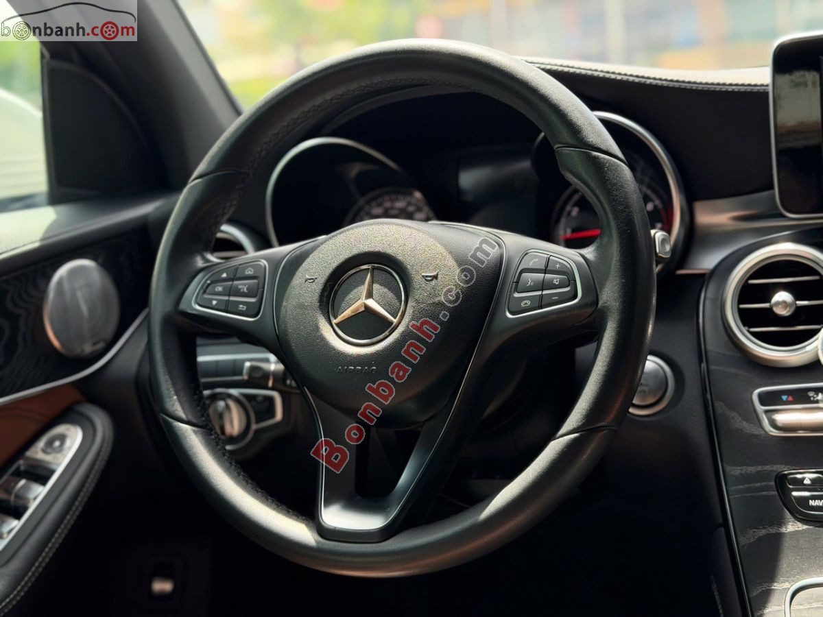 Bán ô tô Mercedes Benz GLC 300 4Matic - 2018 - xe cũ
