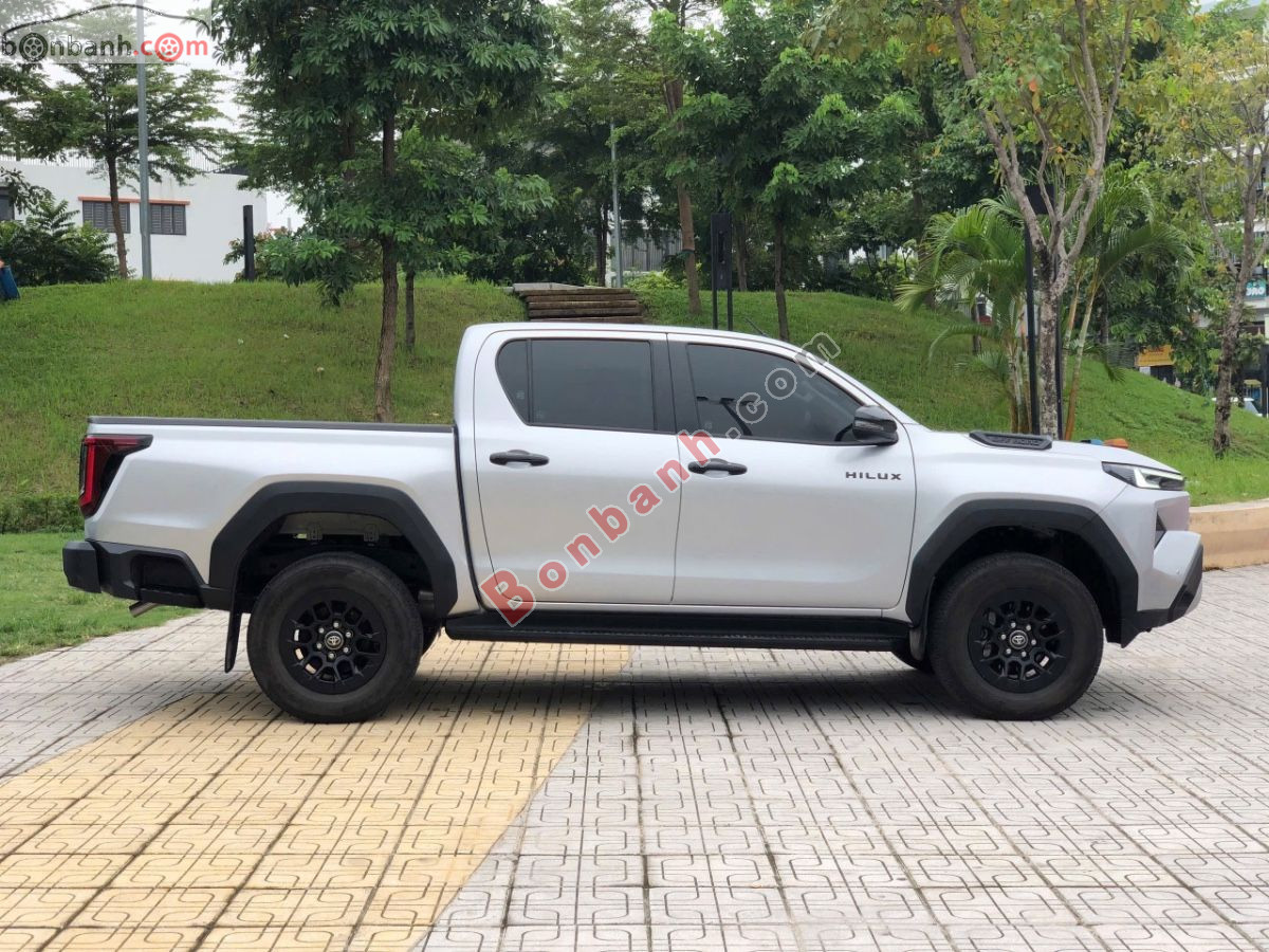 Bán ô tô Toyota Hilux Pro 2.8L 4x2 AT - 2025 - xe cũ