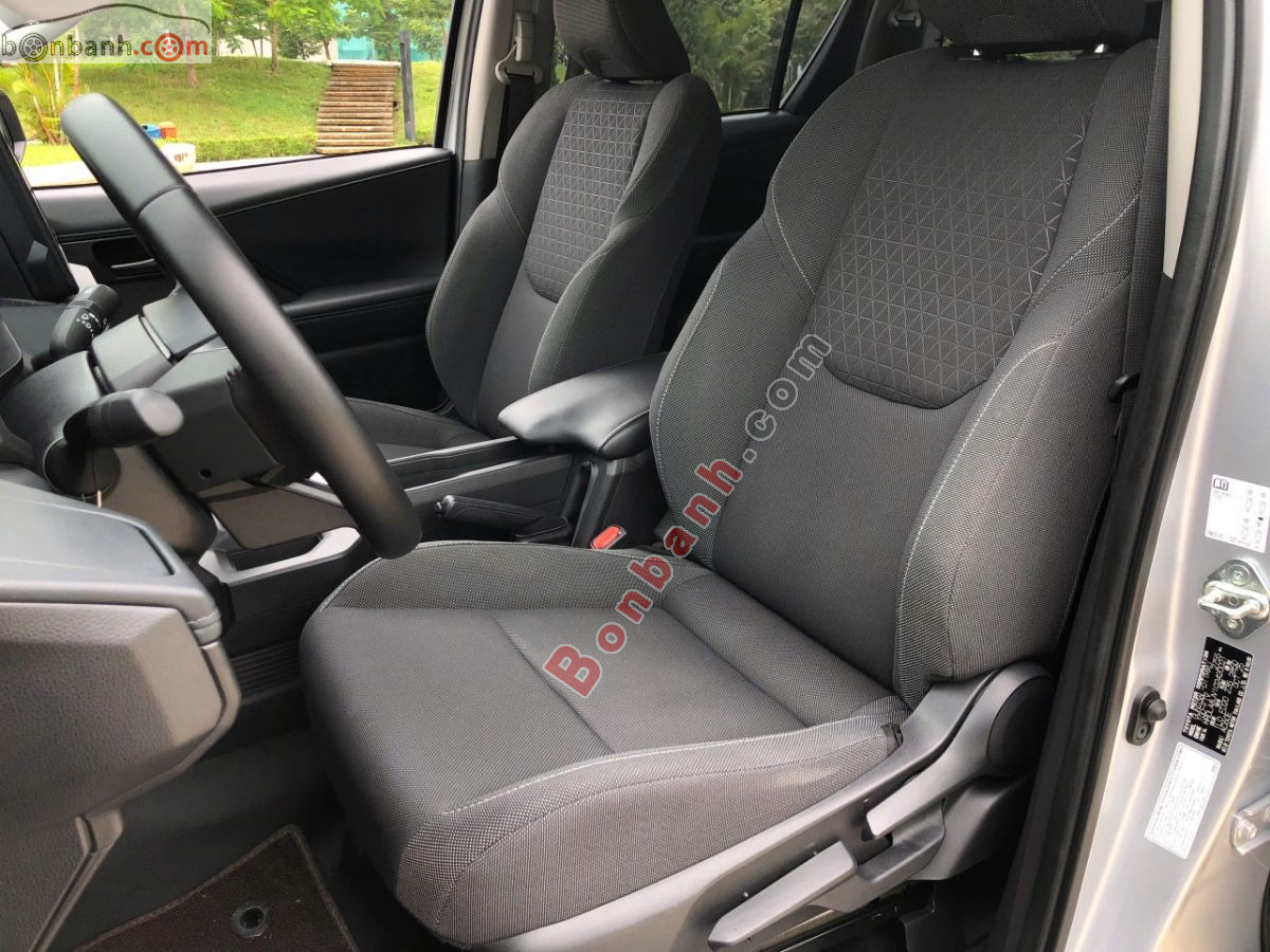 Bán ô tô Toyota Hilux Pro 2.8L 4x2 AT - 2025 - xe cũ