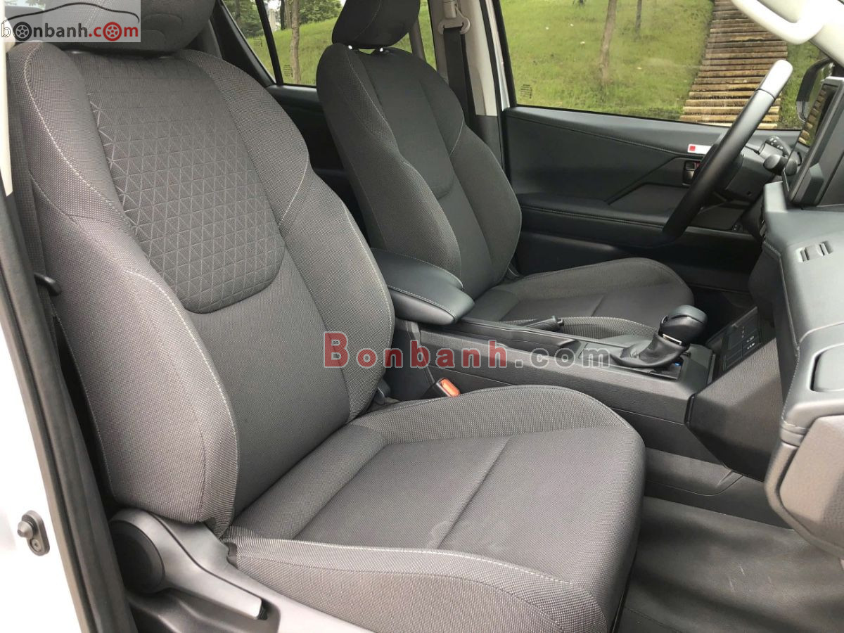 Bán ô tô Toyota Hilux Pro 2.8L 4x2 AT - 2025 - xe cũ