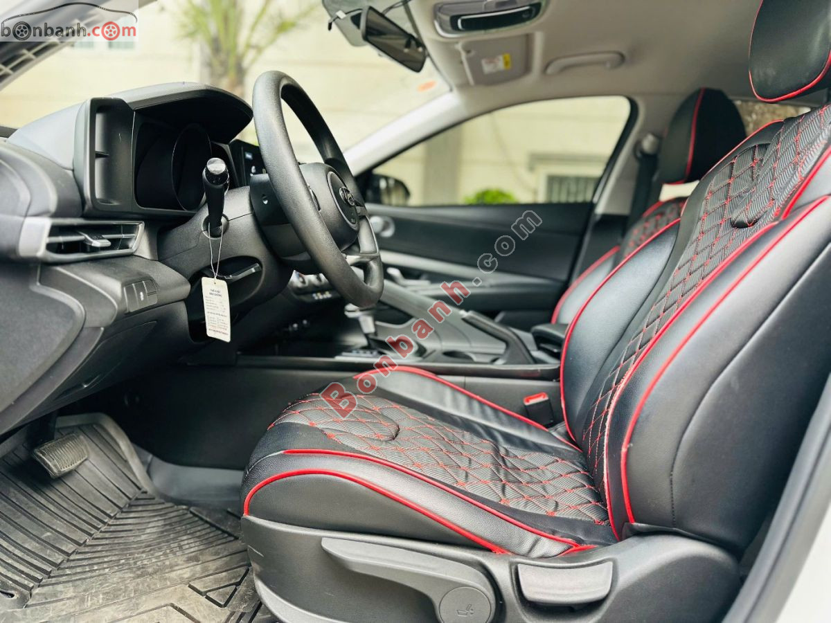 Bán ô tô Hyundai Elantra 1.6 AT Tiêu chuẩn - 2023 - xe cũ