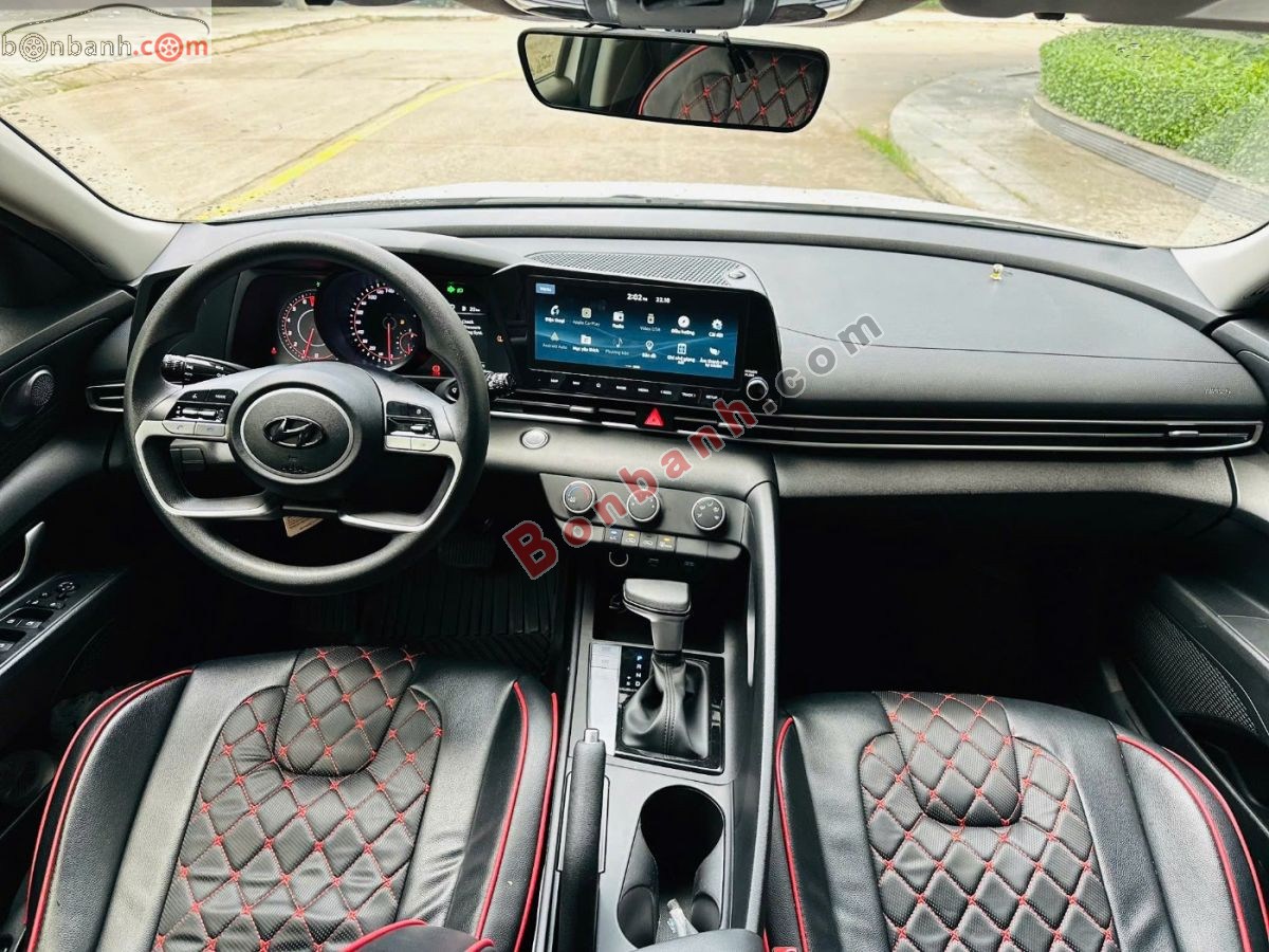 Bán ô tô Hyundai Elantra 1.6 AT Tiêu chuẩn - 2023 - xe cũ