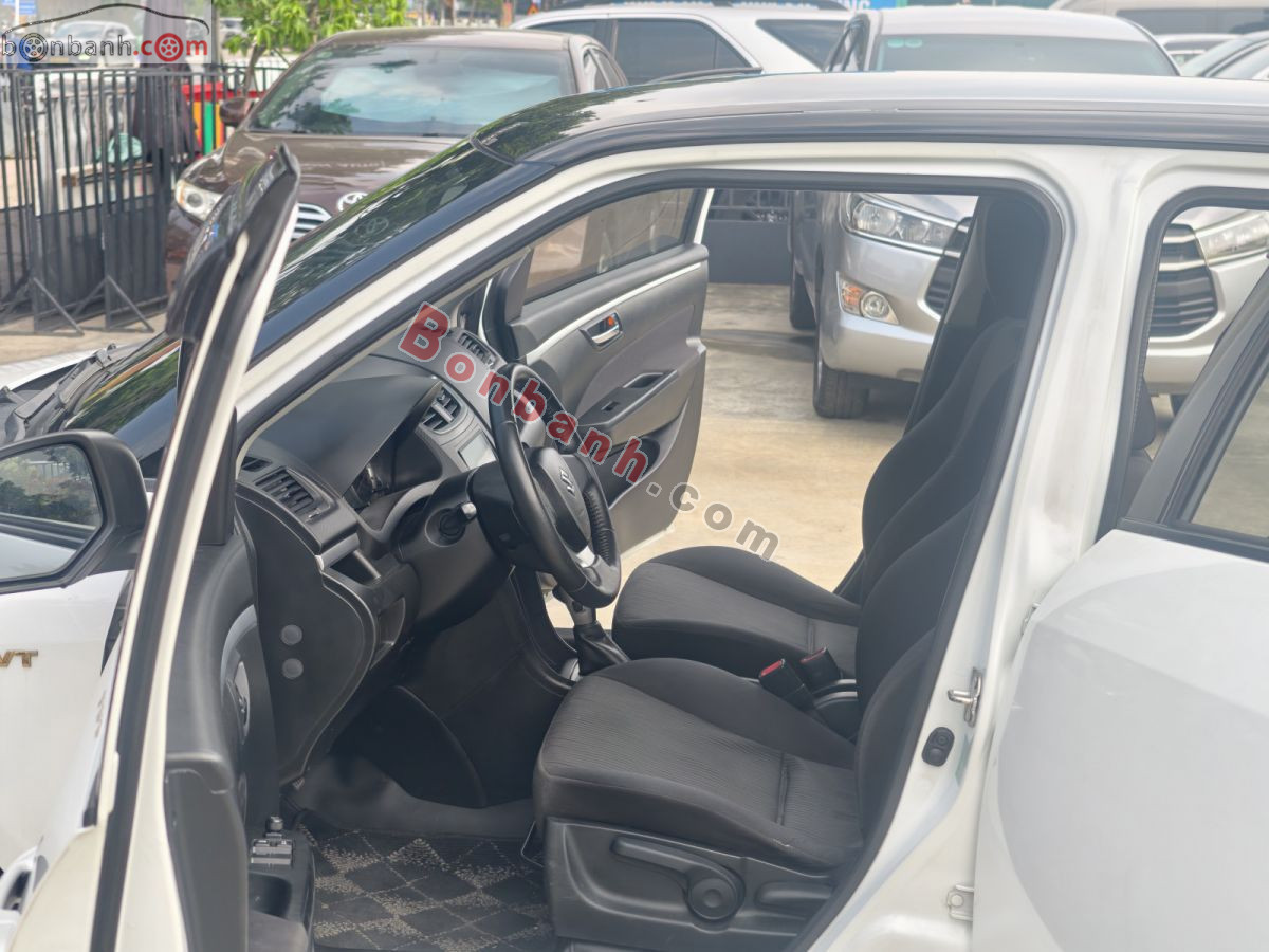 Bán ô tô Suzuki Swift RS - 2017 - xe cũ