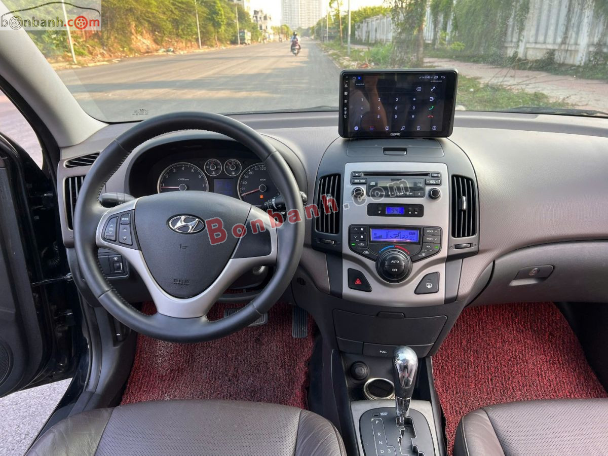 Bán ô tô Hyundai i30 CW 1.6 AT - 2011 - xe cũ