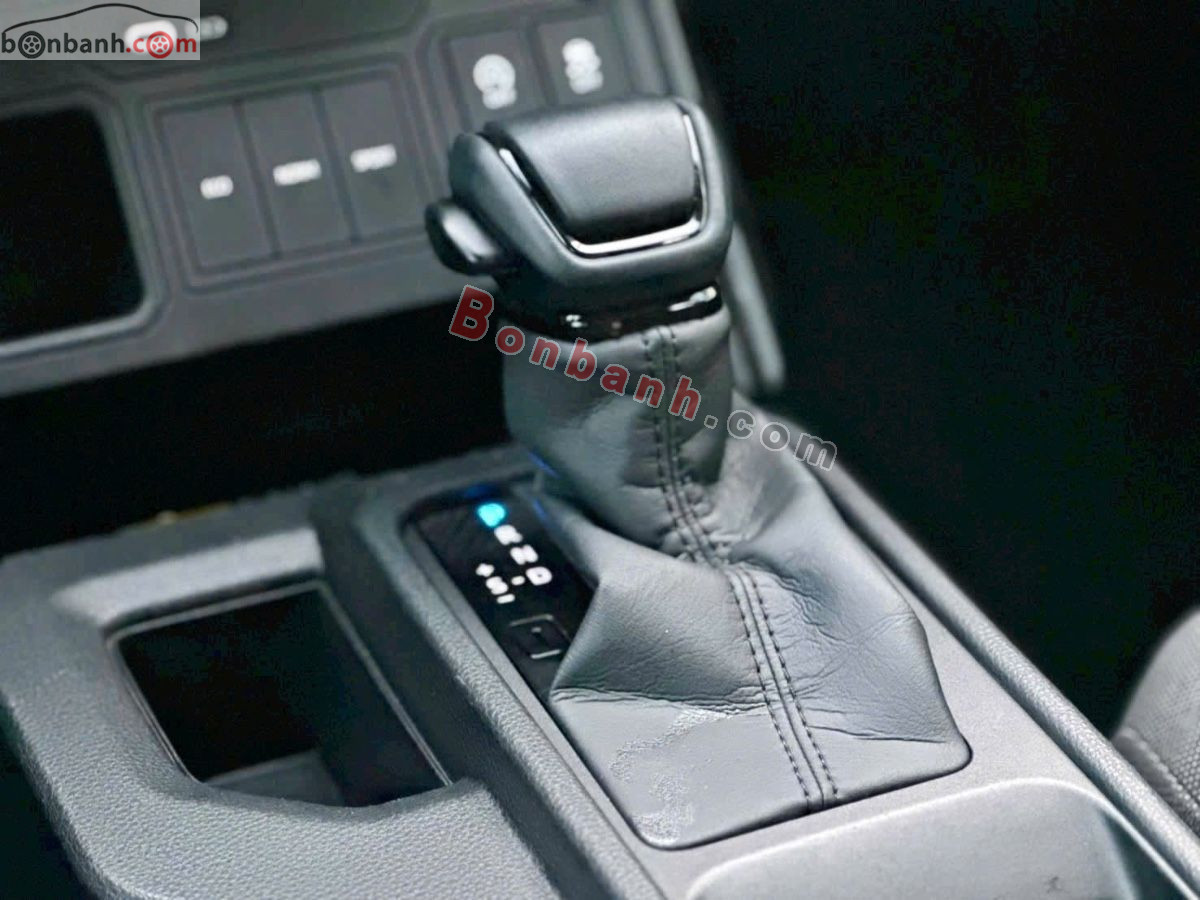Bán ô tô Toyota Hilux Pro 2.8L 4x2 AT - 2026 - xe cũ
