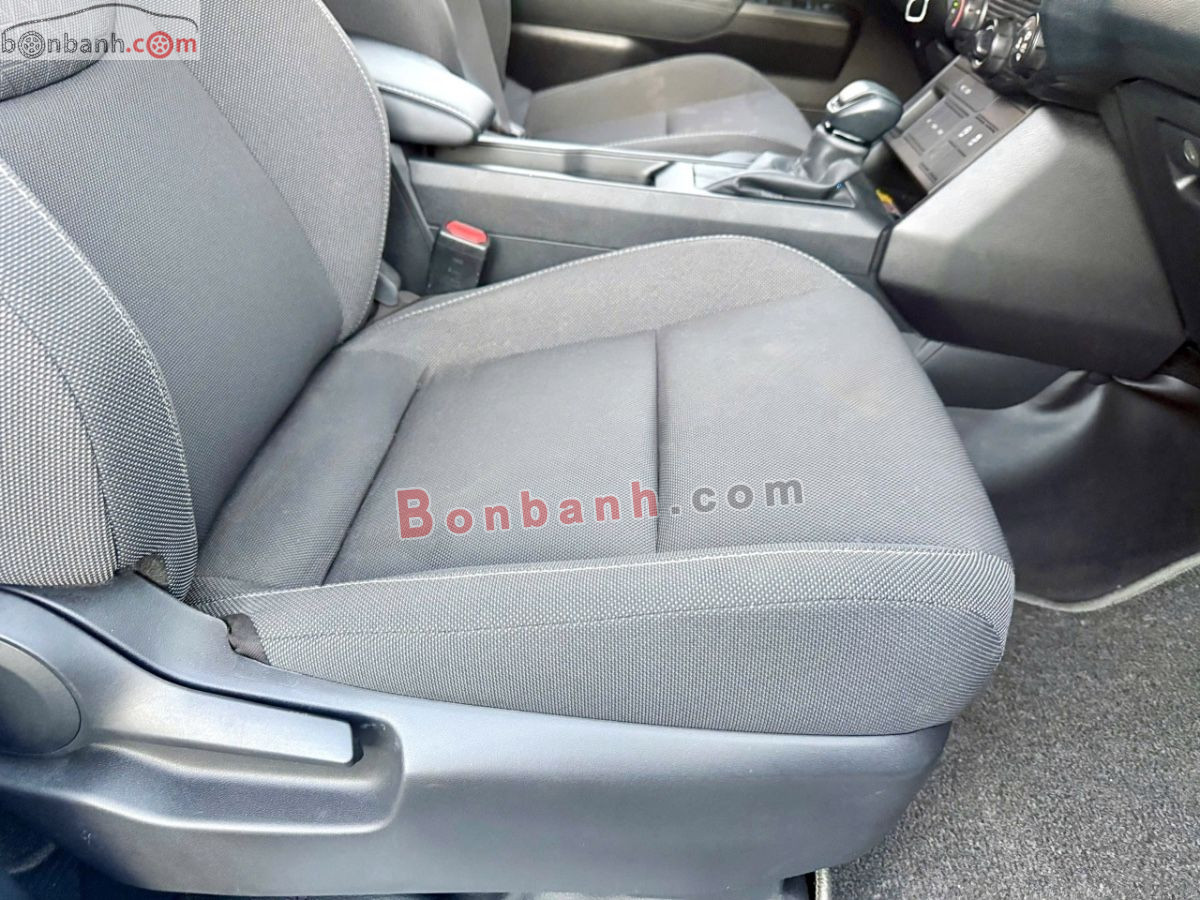 Bán ô tô Toyota Hilux Pro 2.8L 4x2 AT - 2026 - xe cũ