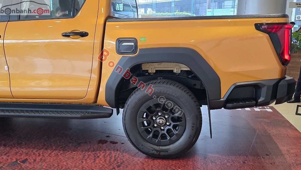 Bán ô tô Toyota Hilux Pro 2.8L 4x2 AT - 2026 - xe mới