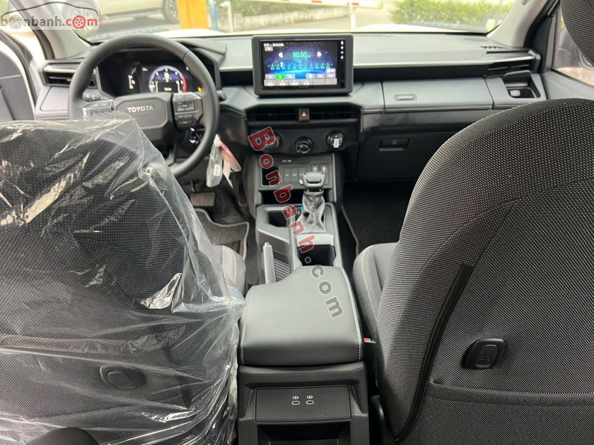 Bán ô tô Toyota Hilux Pro 2.8L 4x2 AT - 2026 - xe mới