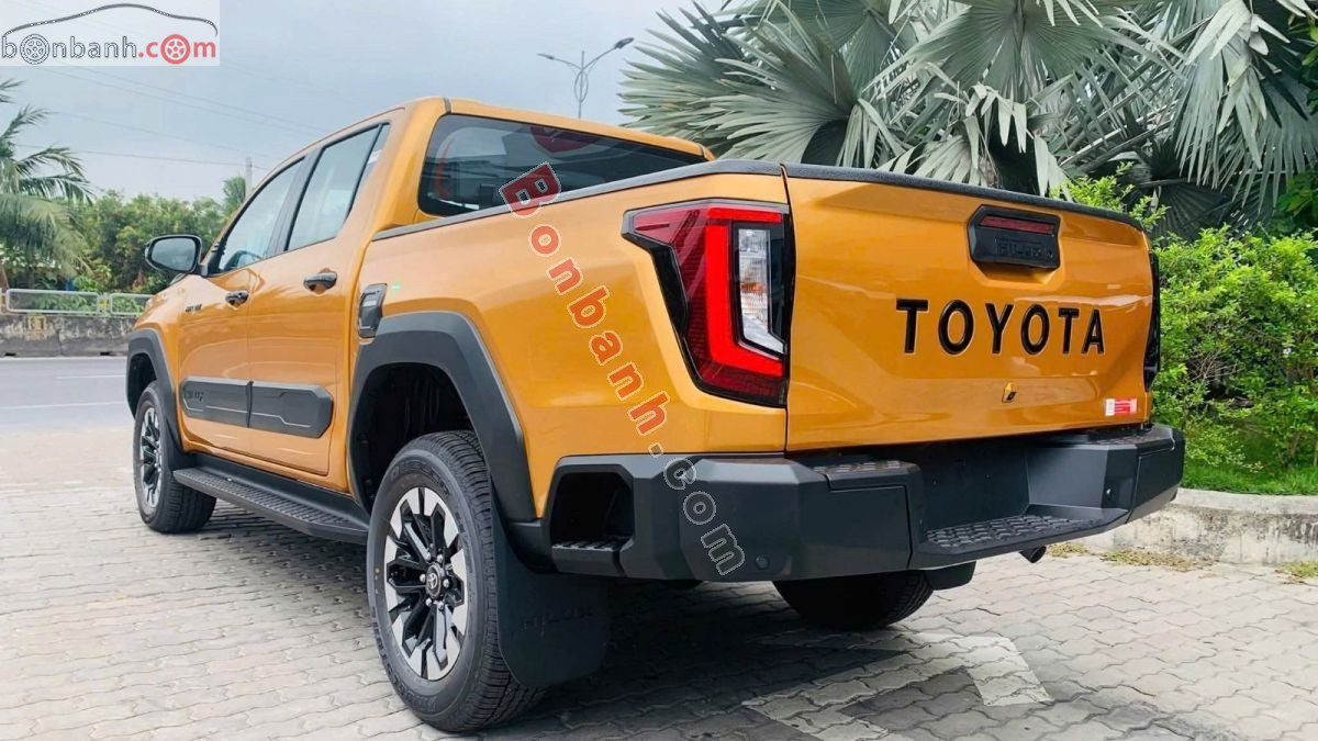 Bán ô tô Toyota Hilux Trailhunter 2.8L 4x4 AT - 2026 - xe mới