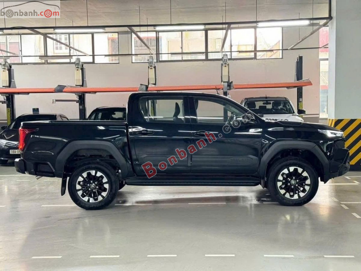 Bán ô tô Toyota Hilux Trailhunter 2.8L 4x4 AT - 2026 - xe mới