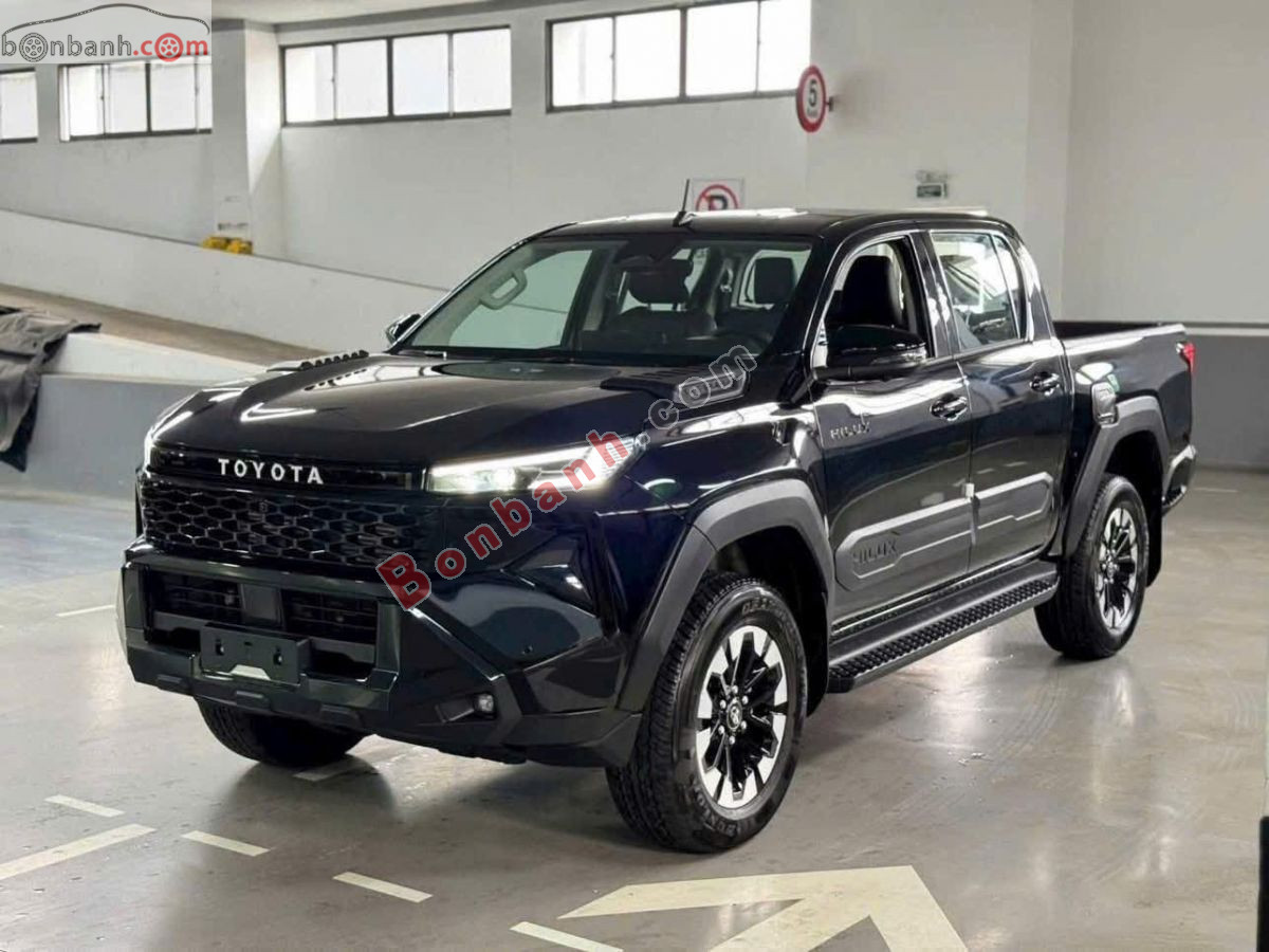 Bán ô tô Toyota Hilux Trailhunter 2.8L 4x4 AT - 2026 - xe mới